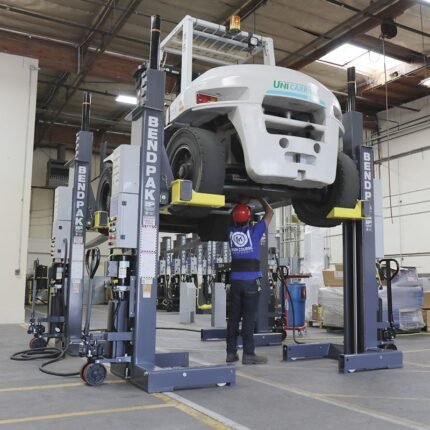 Mobile Column Lift PCL-18B by BendPak